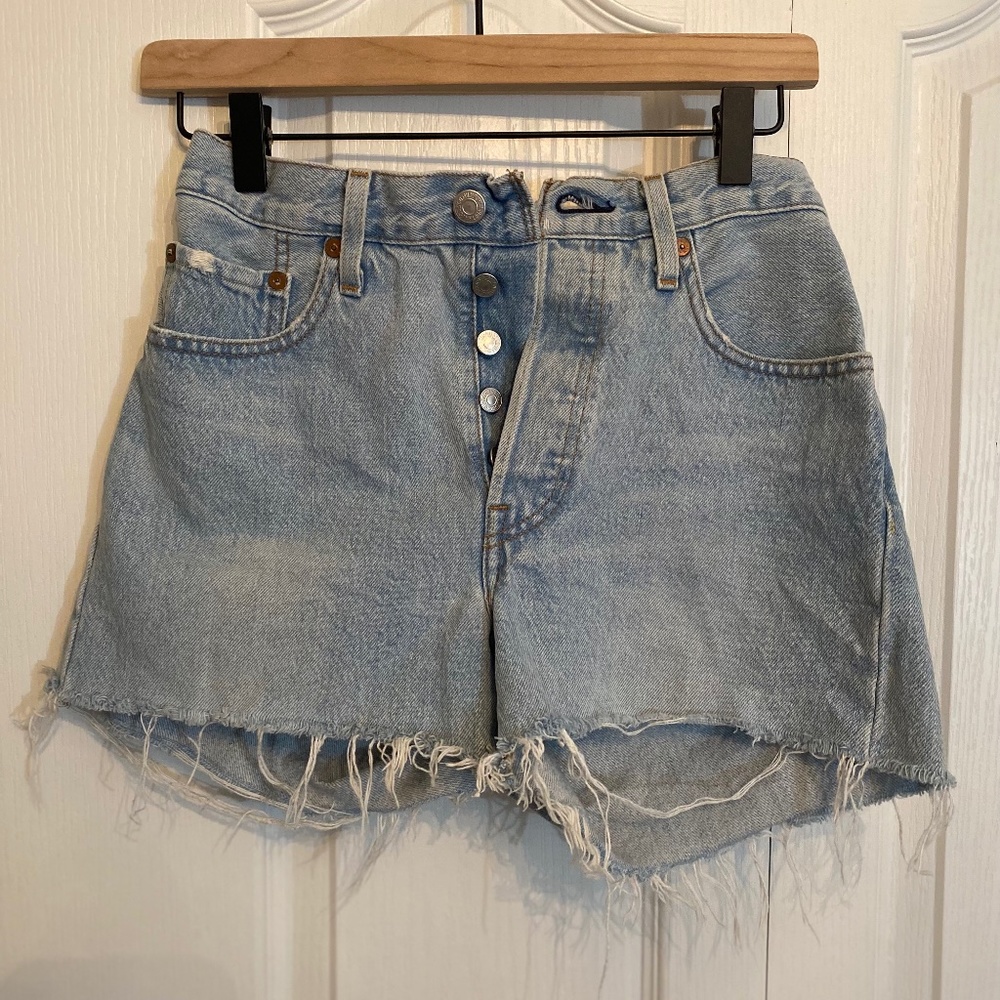 Levi Shorts